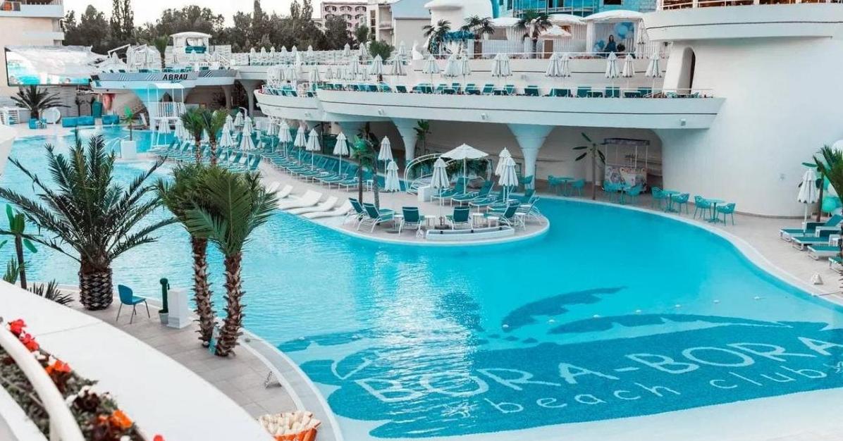 Bora-Bora Beach Club 